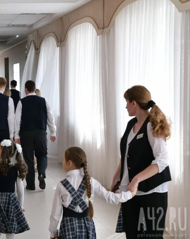 В Кузбассе на 2026-й год по программе «Земский учитель» открыто 13 вакансий