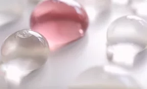 Учёные изобрели съедобные бутылки, похожие на медуз