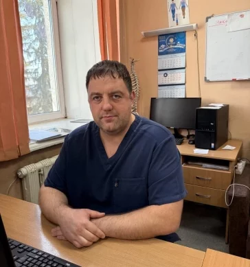 Фото: Титановые пластины и мастерство: в Кузбассе хирурги спасли серьёзно пострадавшего в ДТП мужчину 1