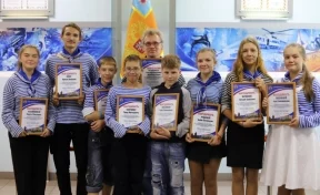 В Кузбассе наградили школьников, спасших тонувшего рыбака