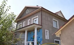 Президент Киргизии отдал свой дом ради поддержки малоимущих