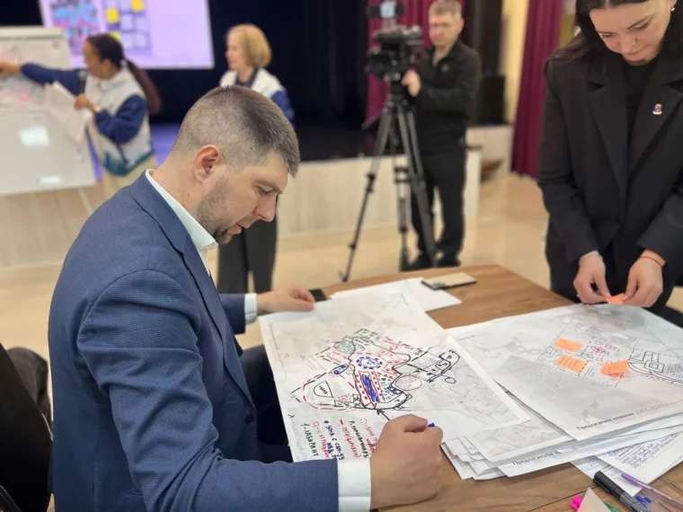 Фото: Фонд Мельниченко и «СУЭК-Кузбасс» дали старт подготовке Киселёвска к участию во Всероссийском конкурсе создания комфортной городской среды 2