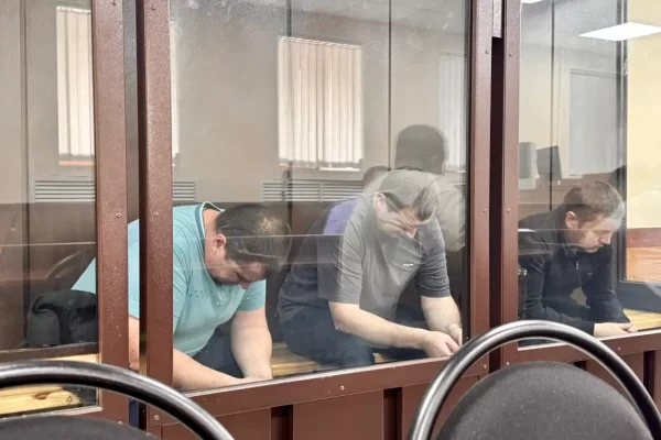 Суд в Кемерове продлил арест трём охотникам, застрелившим 17-летнего подростка