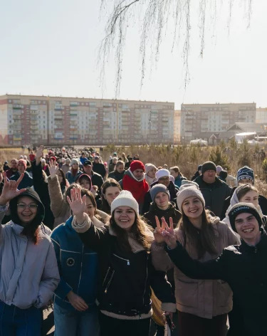 10 000 новых деревьев в Новокузнецке: как прошёл масштабный экопраздник от Goodline