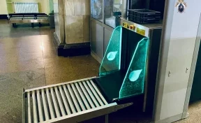 На вокзале в Петербурге 4-летний мальчик засунул руку в досмотровый аппарат