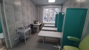 Фото: В Новокузнецке после капремонта открыли поликлинику №3 4