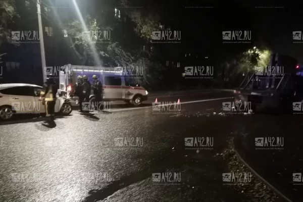 В Кемерове в результате ДТП на улице Федоровского пострадали 2 человека