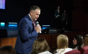 Илья Середюк: по инициативе отличников будет издан сборник «1 000 причин гордиться Кузбассом»