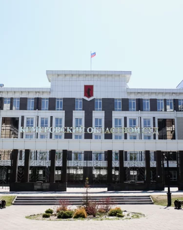 Суд в Кемерове оставил под арестом директора частной клиники «Свобода»