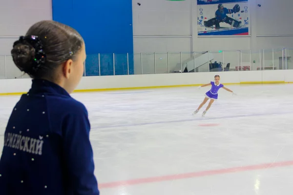 В рамках «Грантов.ФМ» прошли соревнования по фигурному катанию