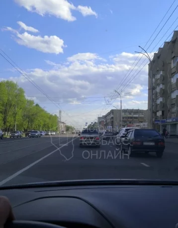 Фото: Кемеровчане пожаловались на разметку на популярном перекрёстке 1
