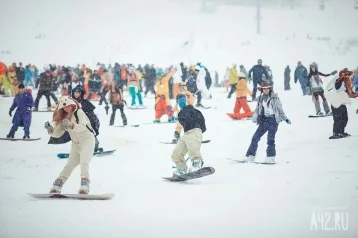 Фото: Кузбасский горнолыжный курорт «Шерегеш» открыл зимний сезон первым в России 1