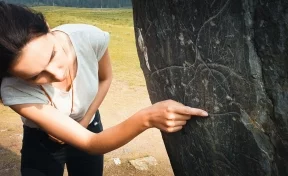 Молодые археологи из Кемерова изучили горноалтайские петроглифы