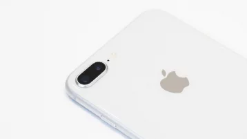 Фото: Apple готовится к выпуску сразу трёх безрамочных смартфонов — аналогов iPhone X 1