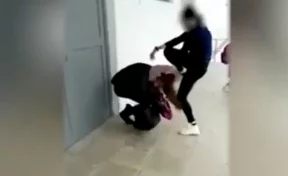 Во Владимирской области одна школьница жестоко избила другую
