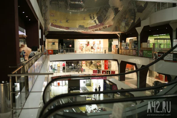 В Кемерове затопило ТРК «Гринвич» после прорыва системы пожаротушения