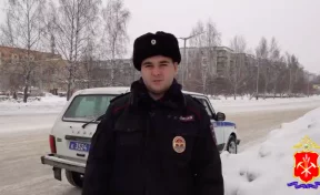 В Кузбассе полицейский помог подростку, который сломал ногу 
