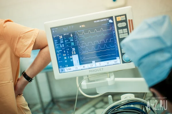 Минздрав прокомментировал случай с пациентом, которому вместо опухоли удалили зубы