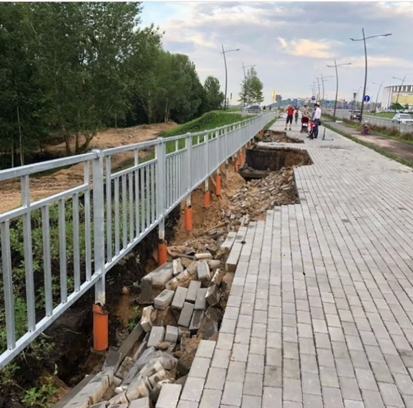 Фото: В Нижнем Новгороде размыло дороги, построенные к ЧМ-2018  2
