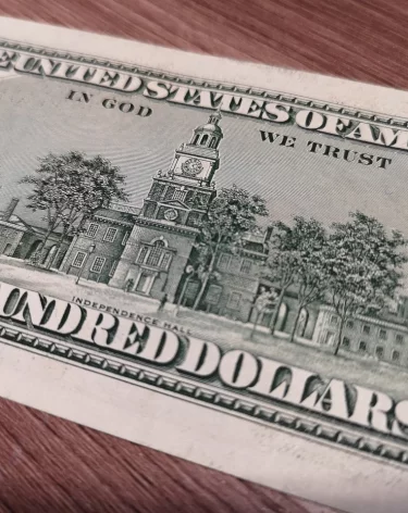 Илон Маск стал первым человеком в мире с состоянием 600 млрд долларов