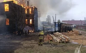 При тушении пожара в Архангельской области нашли тела 3 человек