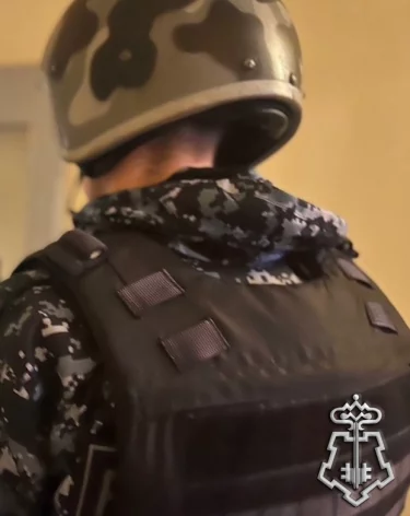 Фото: <a href=https://78uvo.rosguard.gov.ru/News/Article/v-peterburge-rosgvardejcy-zaderzhali-pravonarushitelya-ugrozhavshego-ubijstvom-sosedyam-v-semnoj-kvartire>Управление Росгвардии по Санкт-Петербургу</a> / Официальный сайт