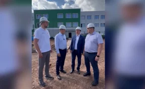 В Киселёвске завершается строительство новой поликлиники: ход работ проверил губернатор