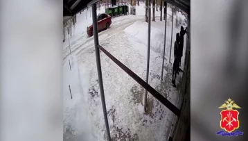 Фото: Полицейские задержали двух промоутеров наркомаркета в Кемерове 1
