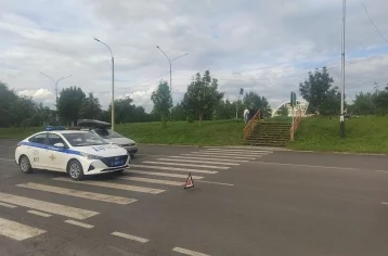 Фото: В Кузбассе иномарка сбила 84-летнего мужчину на пешеходном переходе 1