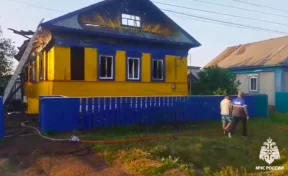 «Мать ушла по делам, отец на СВО»: в МЧС рассказали подробности гибели детей на пожаре в башкирском селе
