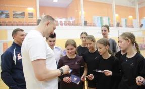 Главный тренер московского волейбольного «Динамо» провёл мастер-класс для детей работников «СУЭК-Кузбасс»