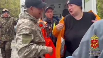 Фото: Полиция показала первые кадры с найденной в лесу беременной жительницей Кузбасса 1
