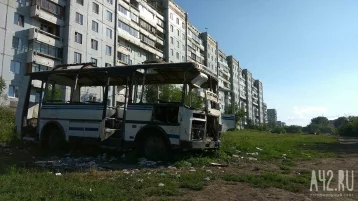 Фото: Стала известна судьба брошенного автобуса ПАЗ в Кемерове 1