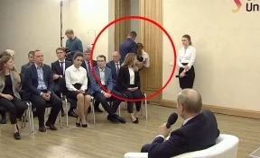 Студентка потеряла сознание во время встречи с Путиным