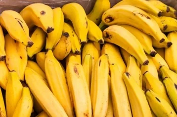 Фото: Врач рассказал, кому не стоит есть бананы 1