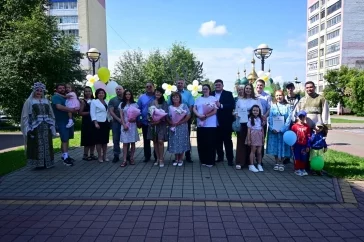 Фото: Губернатор Кузбасса поздравил семейные пары с Днём семьи, любви и верности  6