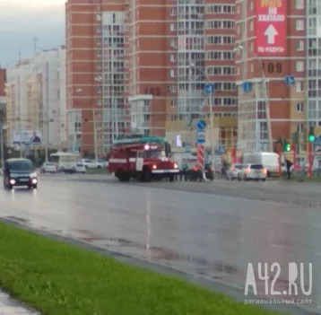 Фото: На Радуге в Кемерове загорелся трамвай 2