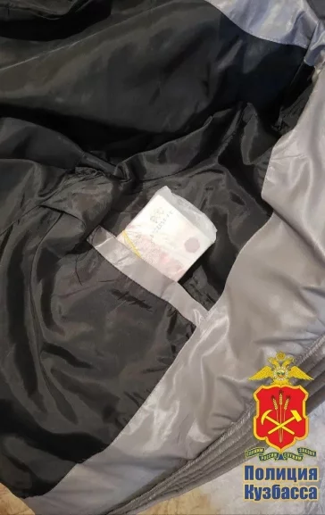 Фото: Таксист спас кузбасскую пенсионерку от мошенников, отказавшись доставлять вещи 2