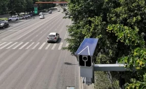 В Кемерове и Новокузнецке на дорогах появились новые умные камеры. Они будут «ловить» непристёгнутых водителей