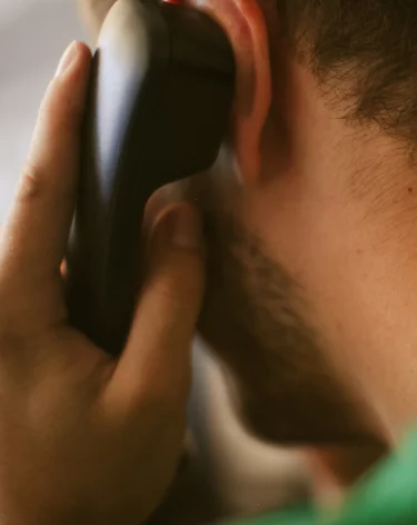 Коллекторы угрожали кемеровчанке розыском и задержанием, притворившись полицейскими 