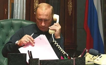 Фото: Владимир Путин поговорил по телефону с Дональдом Трампом 1