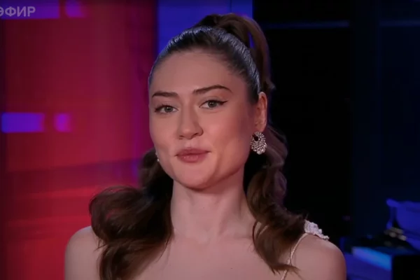 Оперная певица из Новокузнецка прошла четвертьфинал шоу «Голос»