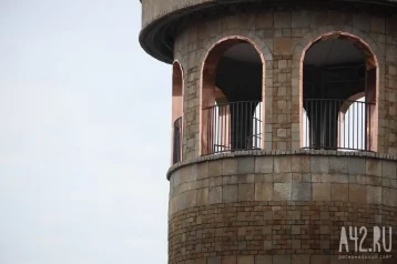 Фото: В башне кемеровского Парка Ангелов откроют винтовую лестницу 1
