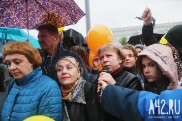 Фото: Ведущий Рен-ТВ передал кемеровчанам привет от шахтёров Донбасса 2