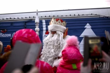Фото: В Кемерово прибыл поезд Деда Мороза из Великого Устюга 1