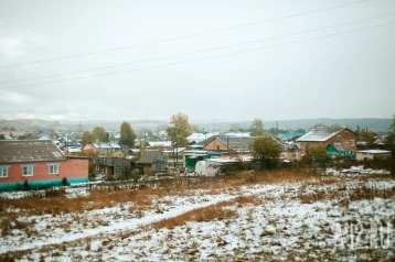 Фото: Многодетные семьи получили участки для стройки домов без водопровода и подъезда к ним в Кузбассе 1