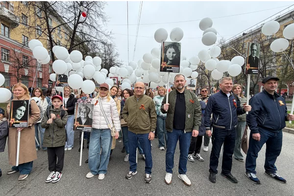 Сотрудники «Кузбассэнергосбыта» приняли участие в шествии «Бессмертного полка»