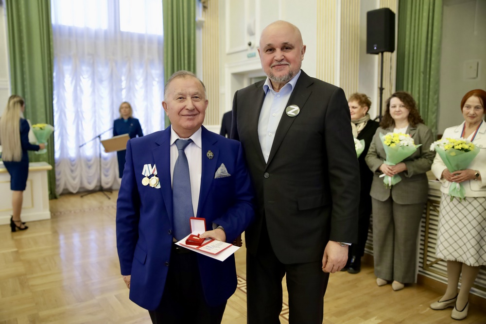 Кузбасских учёных поздравили и наградили на торжественном приёме в честь Дня российской науки
