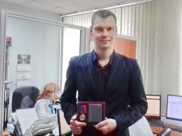 Фото: Власти Кузбасса в честь праздника наградили лучших работников ЖКХ 1