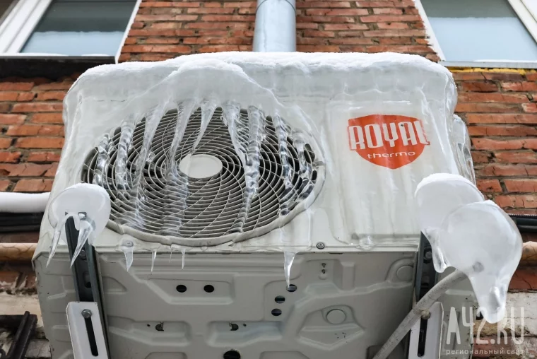 Фото: Когда мороз за тридцать. Как Кемерово превращается в декорации для зимнего спектакля 32